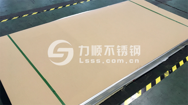 無(wú)錫力順不銹鋼公司:專供304、316L不銹鋼板材