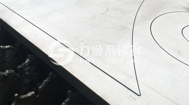 力順不銹鋼:激光切割厚板成品，受客戶好評